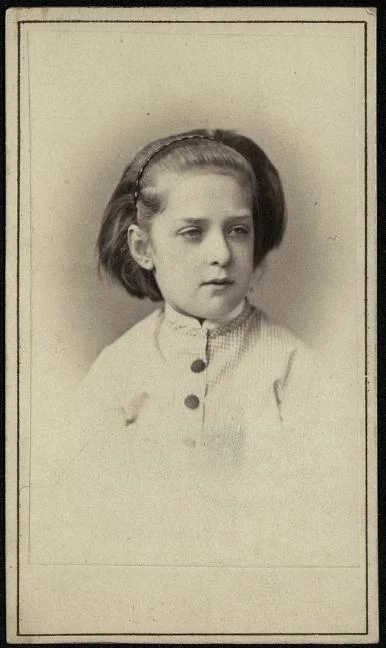 Анастасия Сергеевна Зарудная. Фотография Захарьина бывшая Шпаковского