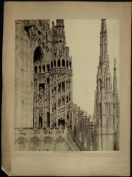 4594. Milano - Dettaglio della Cattedrale