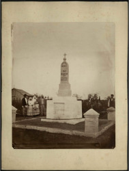 Братская могила 96 Пехотного Омского полка 14-ти воинов, умерших от ран и болезней при обороне города Калараша от сентября месяца 1877 года по 12 января 1878 года