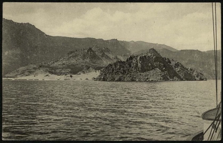 Байкал, № 2. Уроч. Песчаное. Колоколнинский маяк и "кладбище богатырей". Открытое письмо